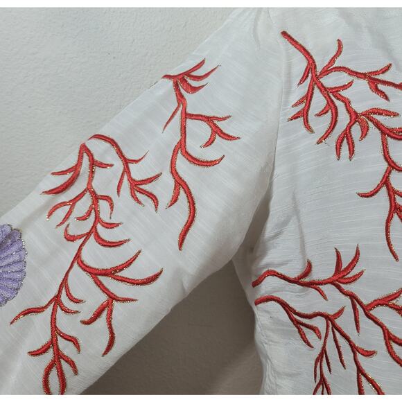 VTG Draper's & Damon's White Red Gold Metallic Embroidered Jacket XL Elegant - Picture 6 of 6